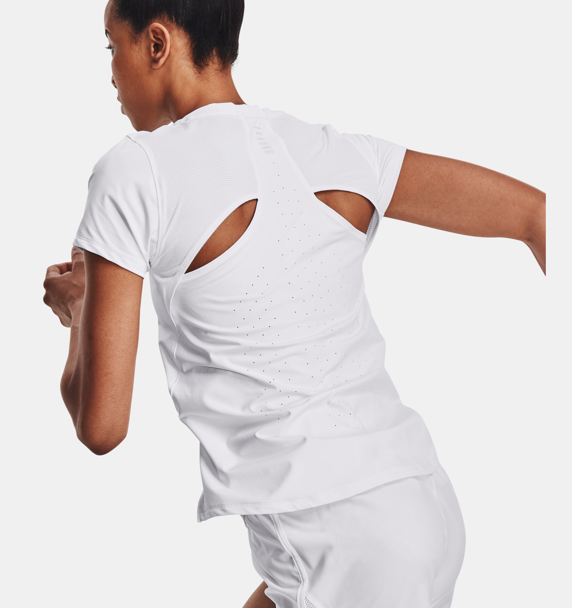 T-shirt UA Iso-Chill 200 Laser pour femmes Under Armour Femme Sport & Maillots de bain Vêtements de sport T-shirts 